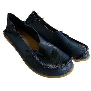 KUNSTO ladies leather slip on loafer very good condition, euro 41, US 10/10.5